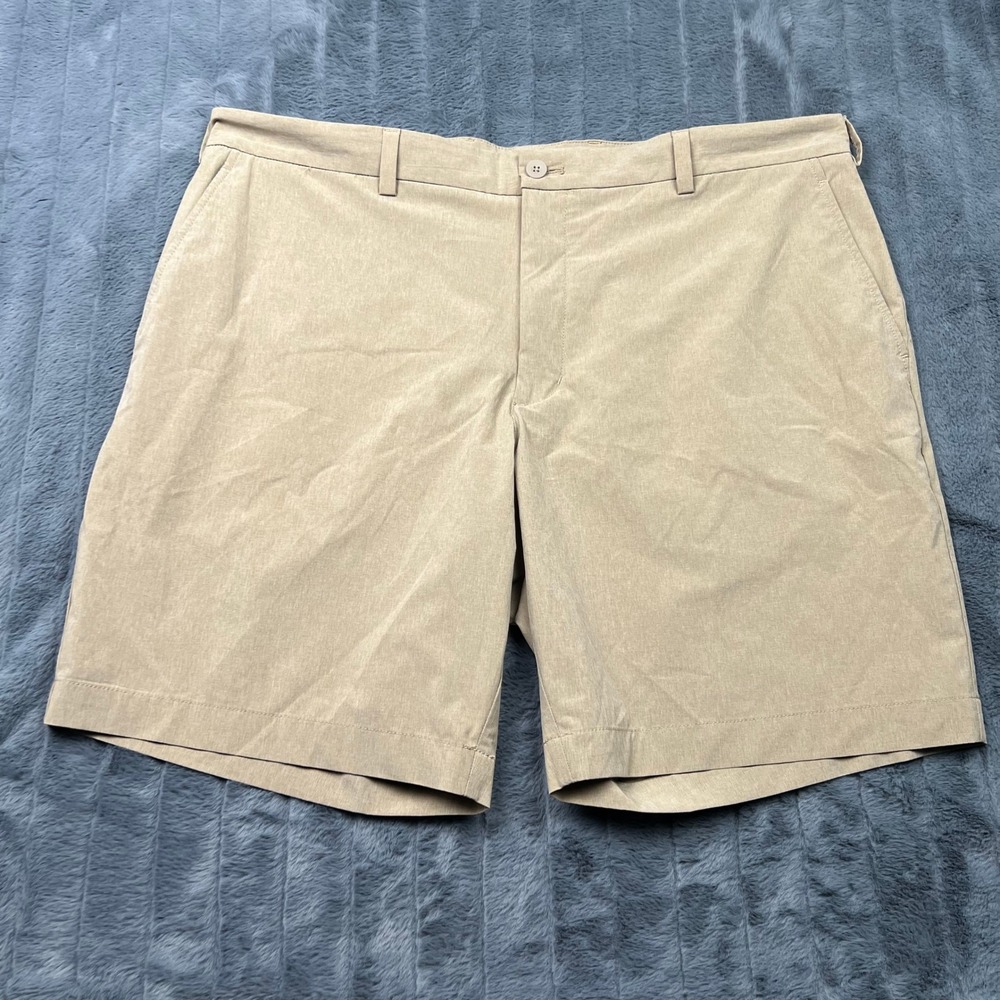 Vineyard Vines Performance Breaker Shorts Mens 44 Tan Khaki Golf Stretch 15145